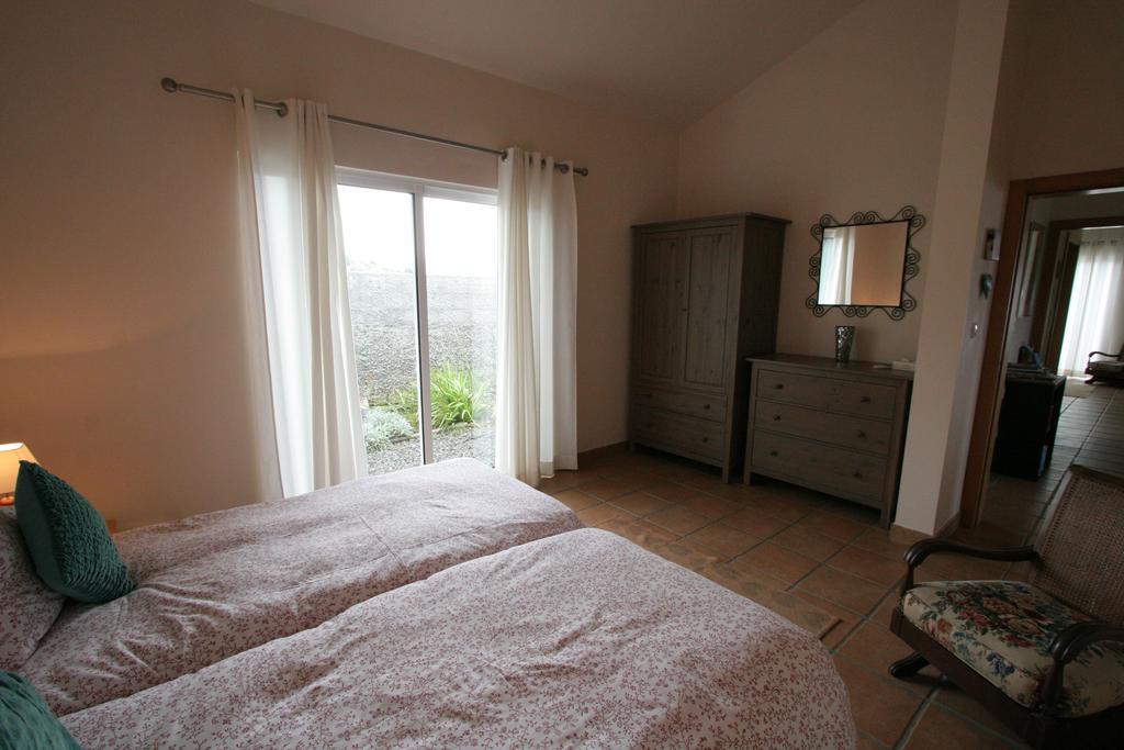 Banda Do Sol Self Catering Cottages Estreito Da Calheta Eksteriør bilde